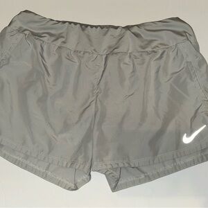 Women’s L Nike Dri-Fit Running Athletic Shorts
